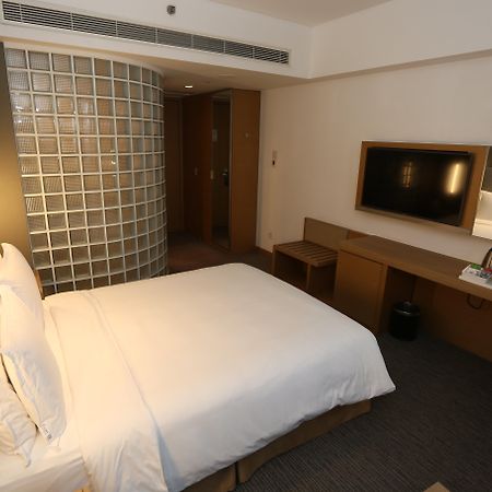Holiday Inn Express Shanghai Jinsha By Ihg Eksteriør bilde