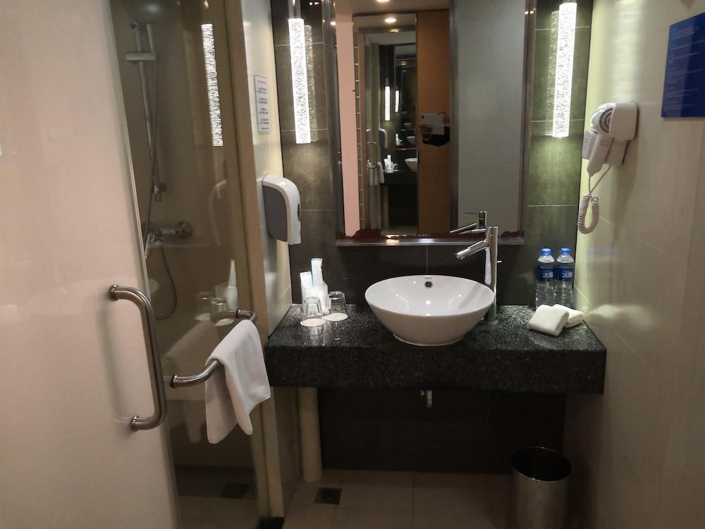 Holiday Inn Express Shanghai Jinsha By Ihg Eksteriør bilde